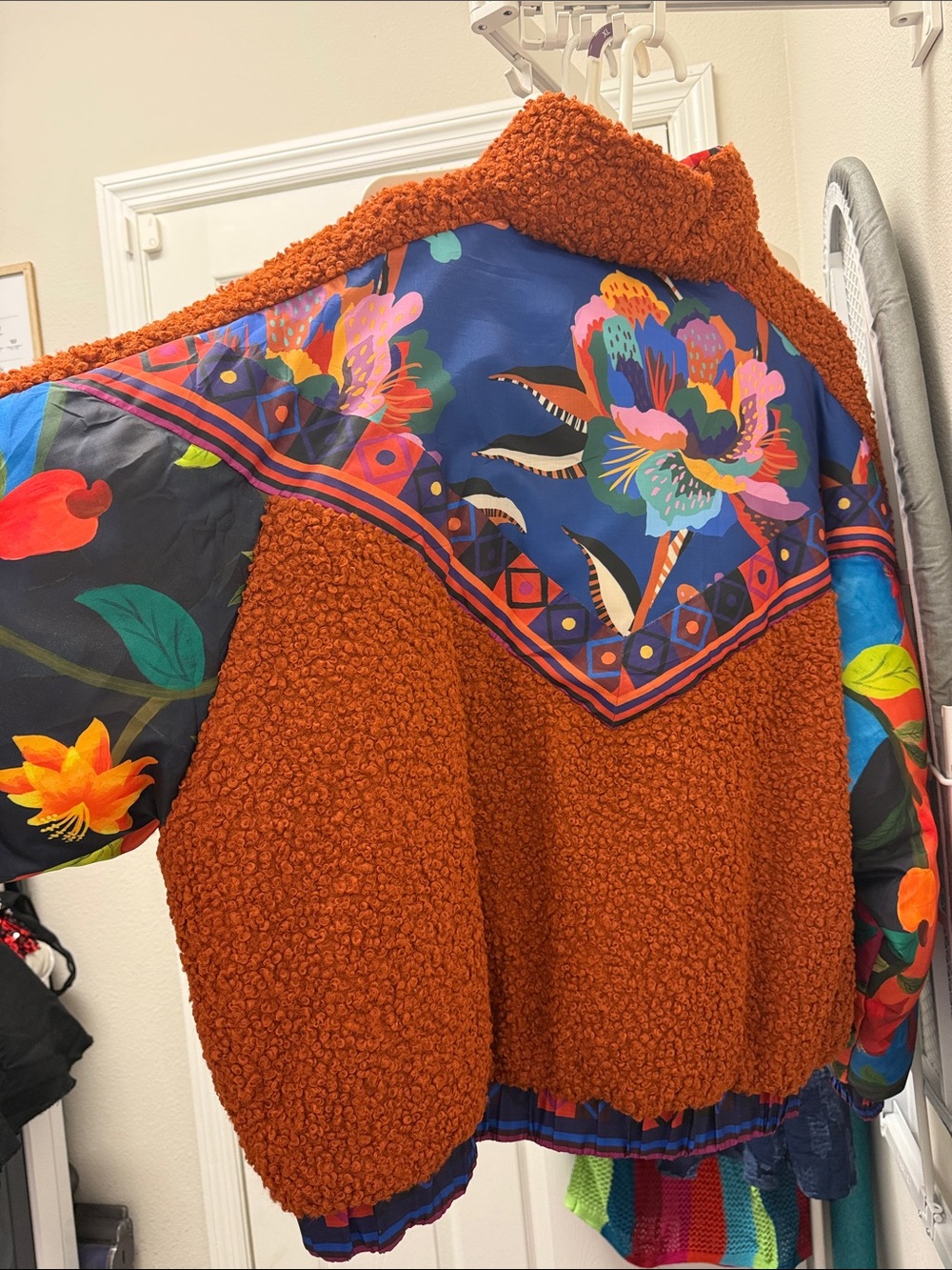 FARM Rio Lucy Floral Puffer Jacket - double sided puffer teddy jacket - NWT - Picture 10 of 11